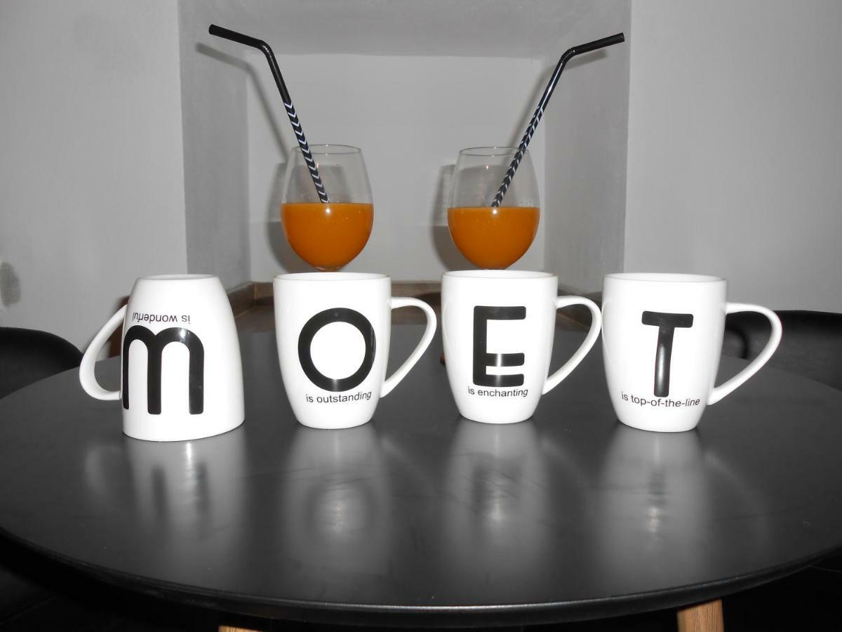 Moet With Garden Pula Exterior foto